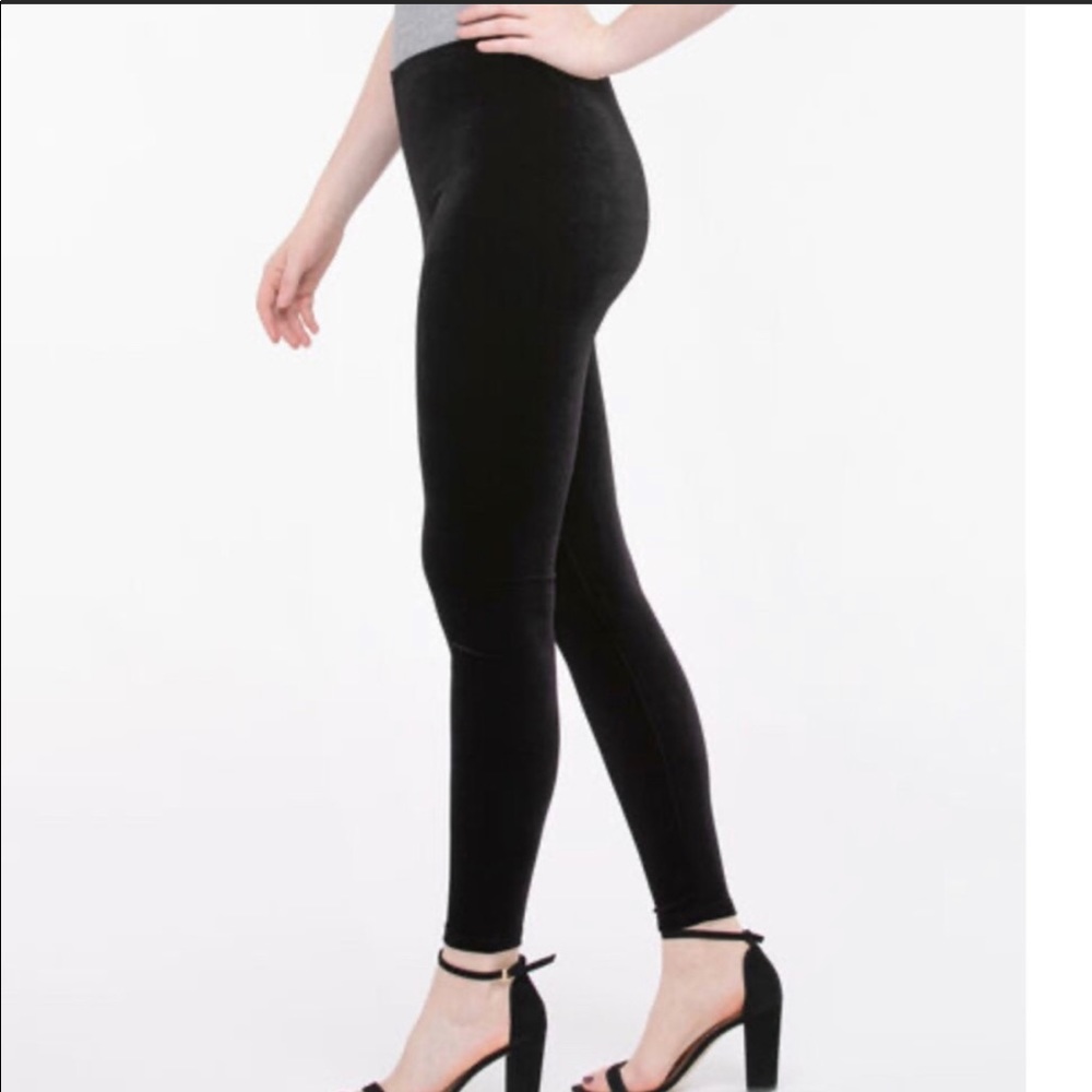 NWT Ricki’s Black Velour Legging